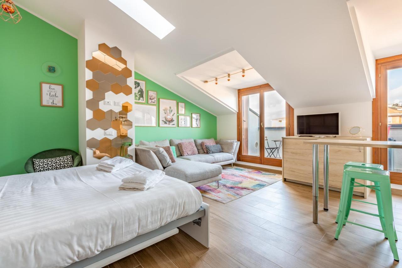 Cozy Studio W/Parking 5 Min Walk From The Bus Stop มิลาน ภายนอก รูปภาพ