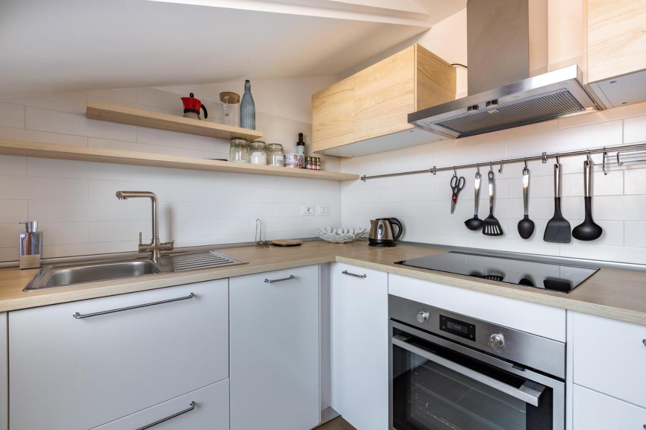 Cozy Studio W/Parking 5 Min Walk From The Bus Stop มิลาน ภายนอก รูปภาพ